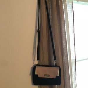 Jessica Simpson cross body purse